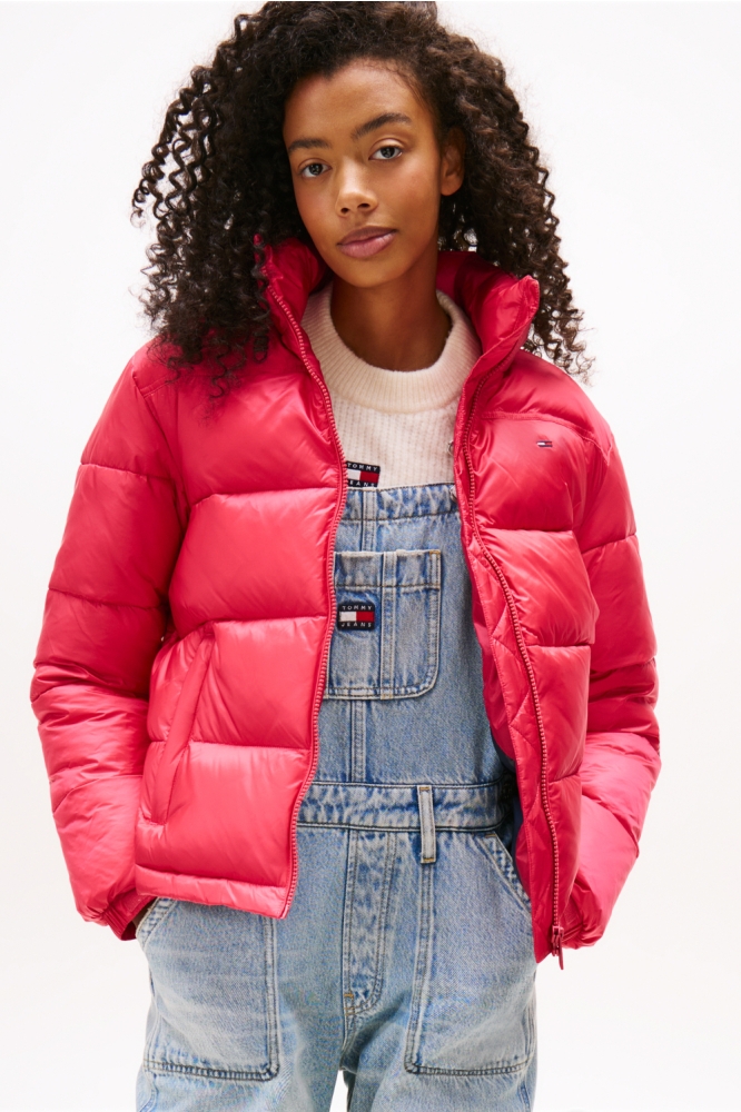 TJW PCKBL HOOD ESS DW0DW21619 XI5 VINTAGE CERISE